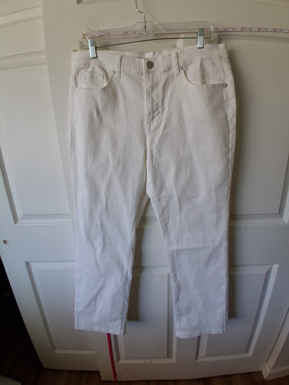 Diane Gilman White Cropped Ankle Jeans